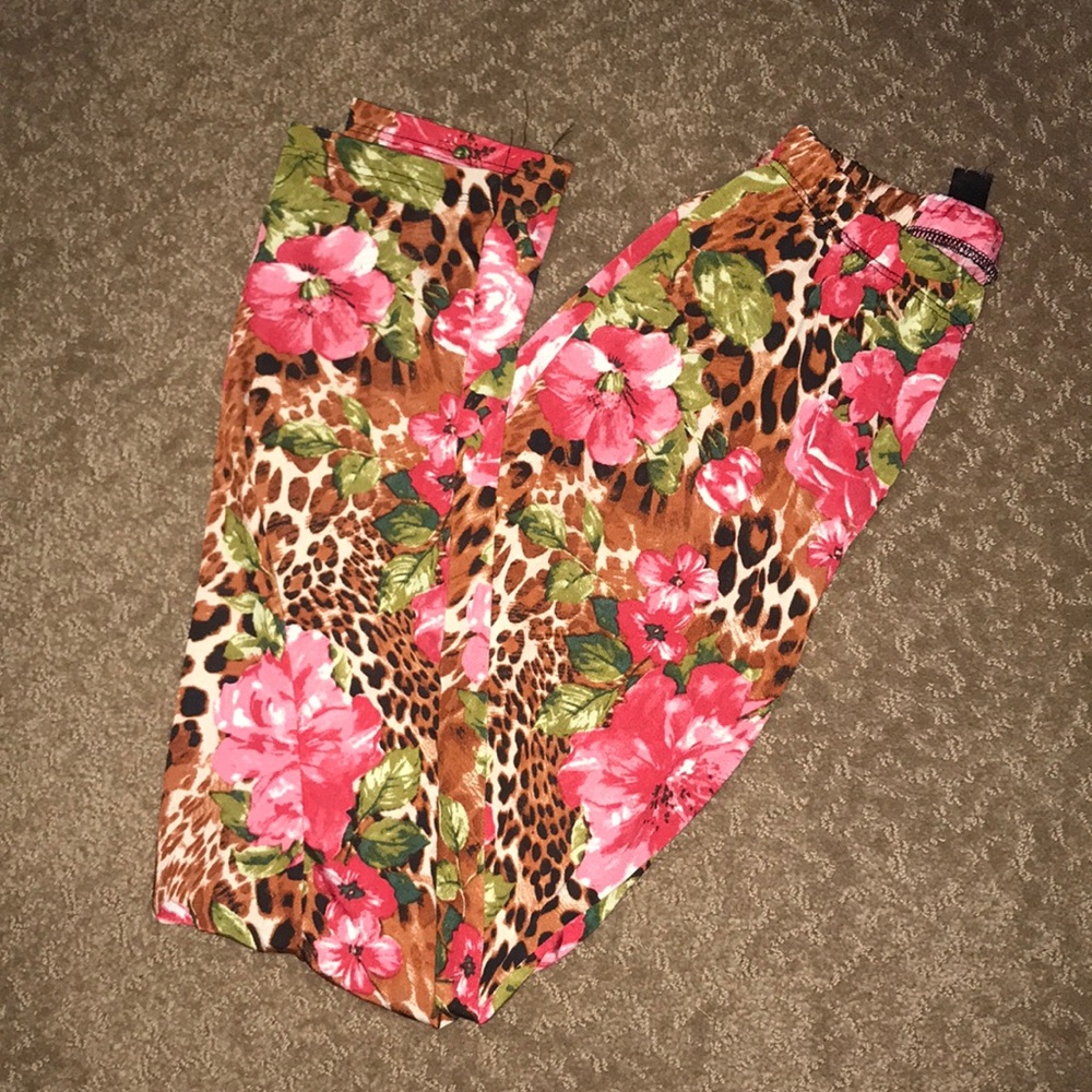 Leopard and Hawaiian flower leggings